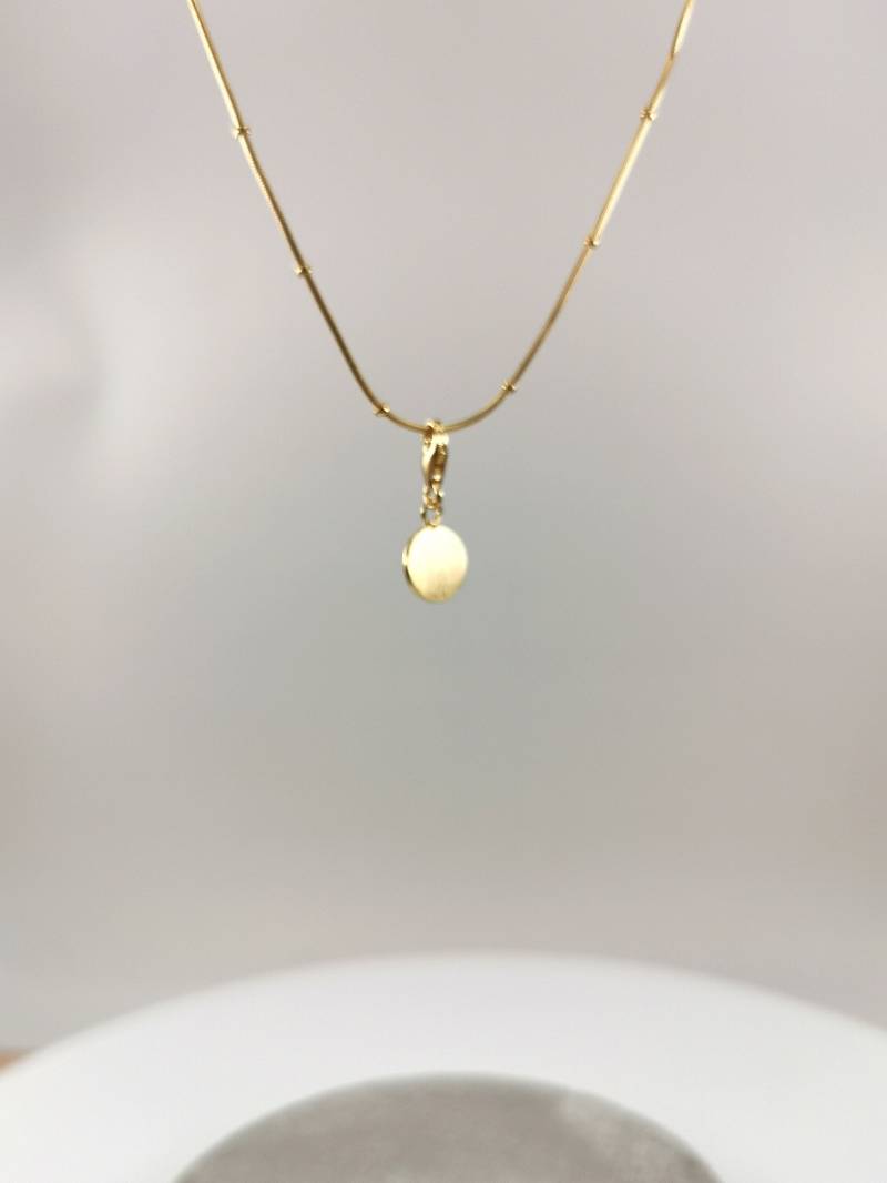 Gold Clip On Charm, Kleiner Runder Goldanhänger, 18K Vergoldetes 925Er Silber von CatSamJewelry