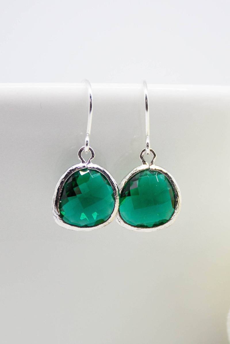 Ohrringe Silber Grün, Smaragdgrün, Ohrhänger Tannengrün von CataleaJewelry