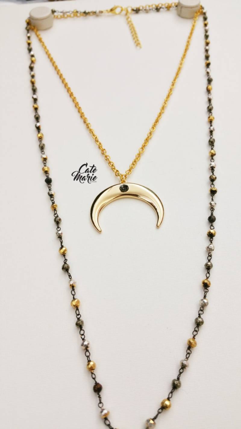 Ausverkauf Gold Vergoldet Halbmond Mit Black Diamond Druzy Accent Geschichteten Halskette Ausverkauf Gold Vergoldet Halbmond Mit Black Diamond Druzy Accent Geschichteten Halskette von CateMarieJewelry