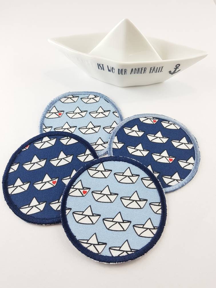 1 Papierboot Flicken Knieflicken Applikation Bügelbild von CathisStickstuebchen