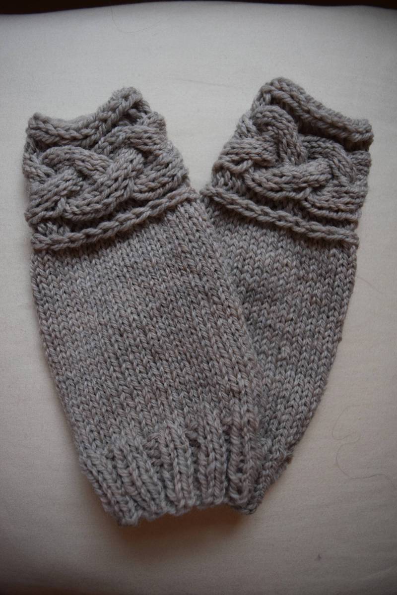 Handgefärbte Geflochtene Handschuhe Handgefärbte Geflochtene Handschuhe von CathyAnnKnits
