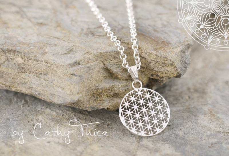 Blume Des Lebens Kette Versilbert von CathyThicaNamaste