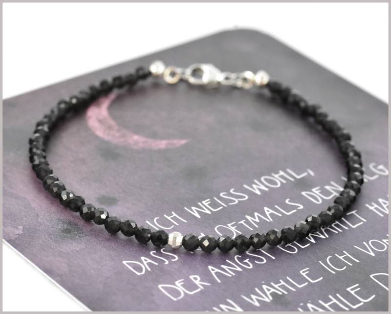 Obsidian Edelstein Armband 3 Mm, Schwarz Und 925 Silber Obsidian Edelstein Armband 3 Mm, Schwarz Und 925 Silber von CathyThicaNamaste