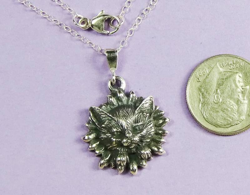 Cat Face Sun Anhänger Halskette W Silber Kabelkette Oder Lederband, Katzenliebhaber Geschenk Für Sie, Sterling Halskette, Katze Schmuck Cat Face Sun Anhänger Halskette W Silber Kabelkette Oder Lederband, Katzenliebhaber Geschenk Für Sie, Sterling Halskette, Katze Schmuck von CatofMine