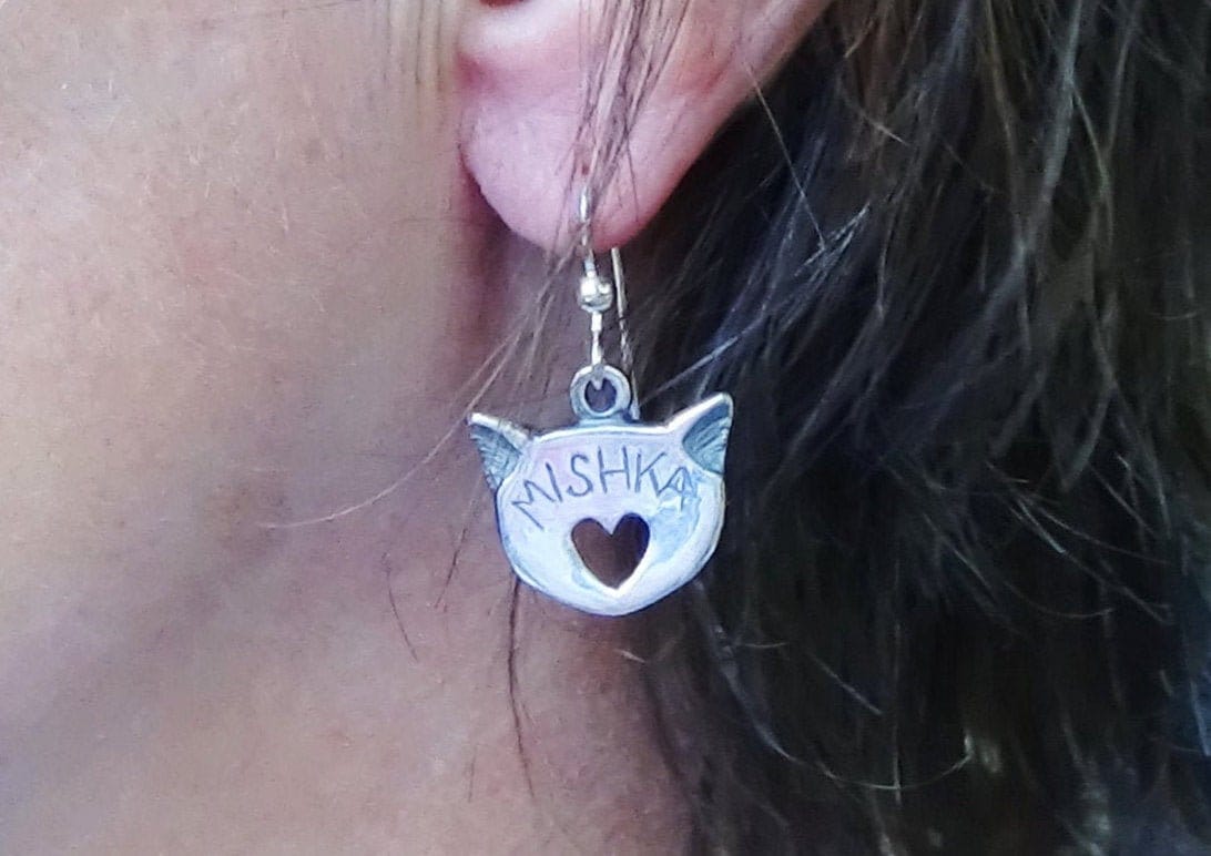 Personalisierte Katzen Ohrringe Sterling Silber Ohrhänger, Geschenk Katzenliebhaber Personalisierte Katzen Ohrringe Sterling Silber Ohrhänger, Geschenk Katzenliebhaber von CatofMine