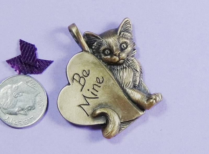 Personalisierter Bronze-Katzenanhänger Herz, Name, Schlüsselanhänger Personalisierter Bronze-Katzenanhänger Herz, Name, Schlüsselanhänger von CatofMine