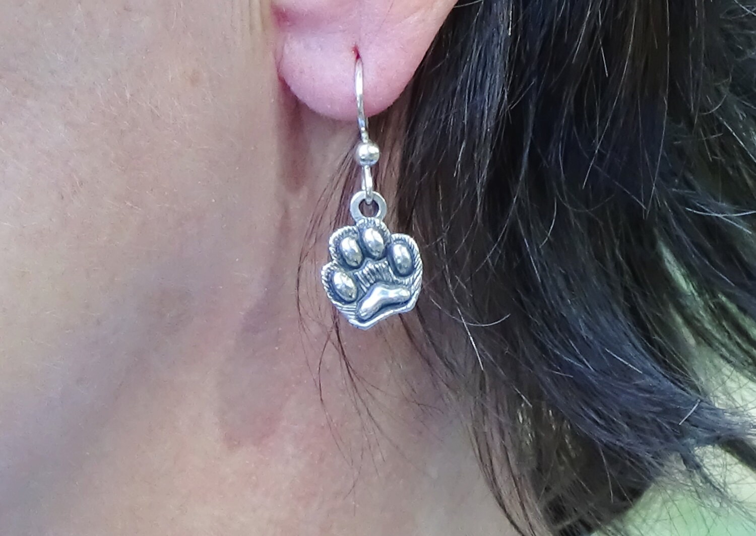 Sculpted Kitten Paw Ohrringe Sterlingsilber-Katzen-Liebhaber Geschenk Sculpted Kitten Paw Ohrringe Sterlingsilber-Katzen-Liebhaber Geschenk von CatofMine