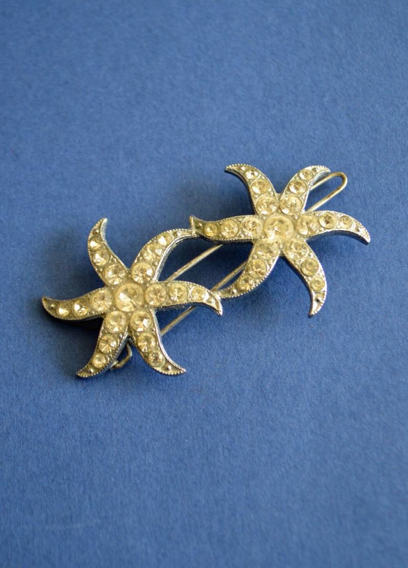 Vintage Zwei Sterne Strass-Haar-Clip Vintage Zwei Sterne Strass-Haar-Clip von CatsMiaowVintage