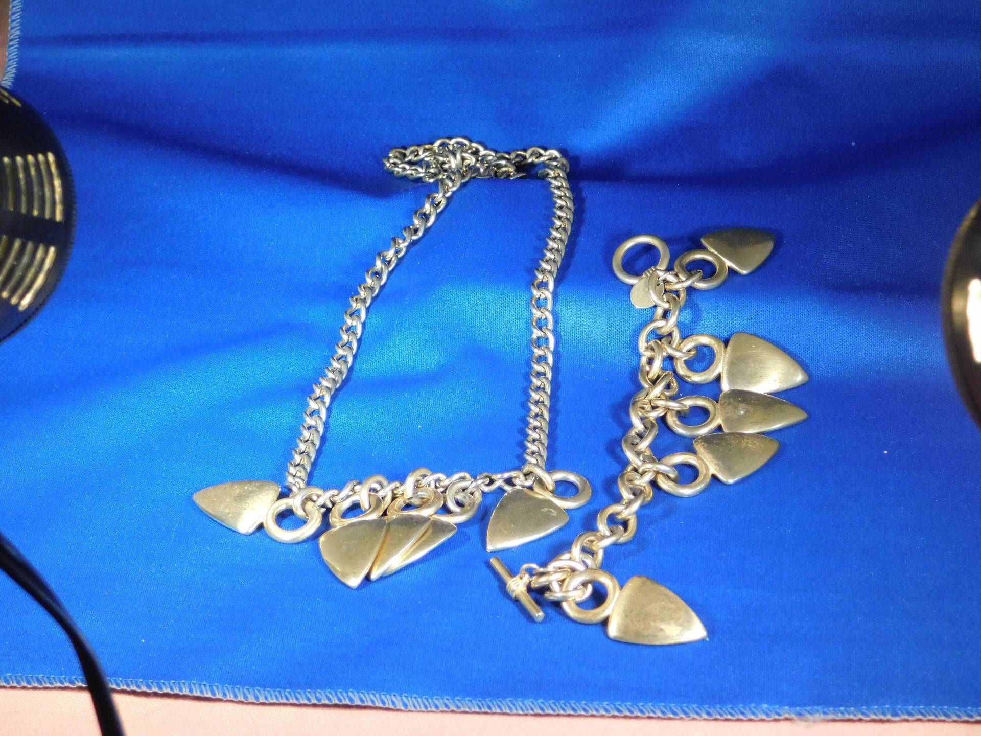 Anne Klein Vintage Kette Und Armband Set Anne Klein Vintage Kette Und Armband Set von CattFoyCreatives