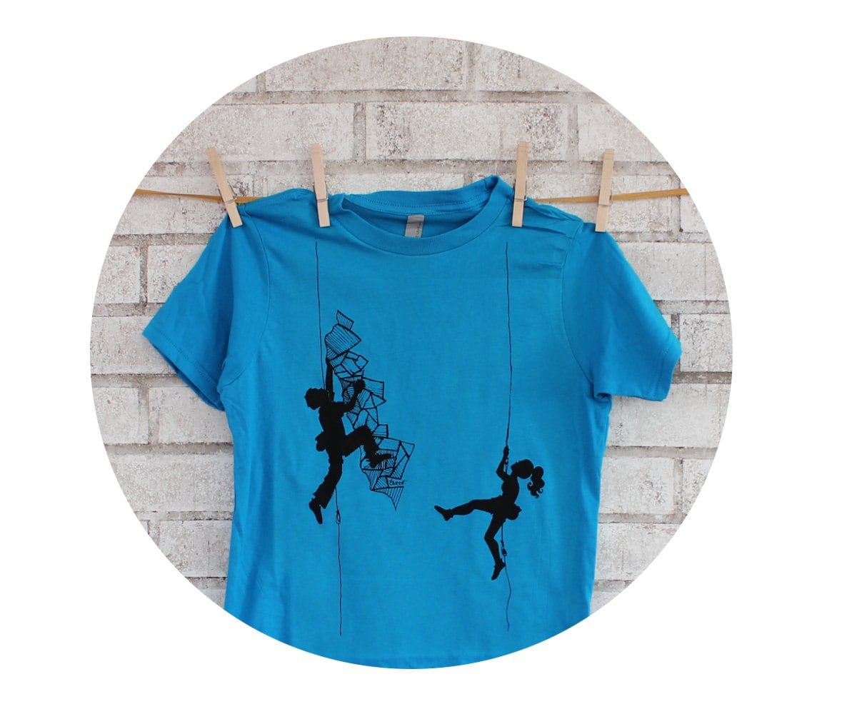 Jugend Klettern Tshirt, Kurzen Ärmeln Baumwolle Crewneck Grafik T-Shirt, Von Hand Gedruckt, Siebdruck Shirt, Hell Türkis-Blau, Fitness von CausticThreads