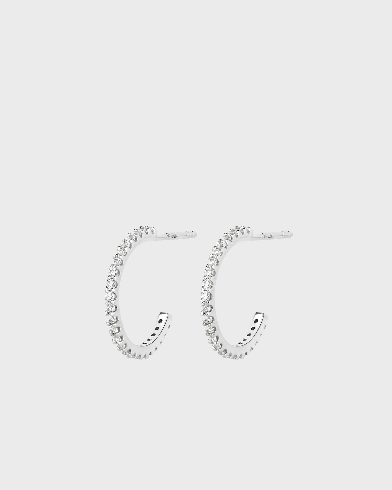 CbyC Earrings Mod Mini Hoops with Stones Silver CbyC Earrings Mod Mini Hoops with Stones Silver von CbyC