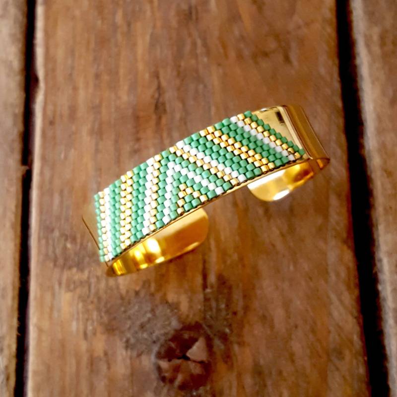 Kaya Grün Gold Platte Manschettenknöpfe Und Miyuki Perlen Genäht Hand von Ccedille