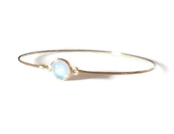 Mondstein Armband - Armreif Edelstein Juni Geburtsstein Drittes Auge Und Solarplexus Chakren Yoga Mondstein Armband - Armreif Edelstein Juni Geburtsstein Drittes Auge Und Solarplexus Chakren Yoga von Cecileis