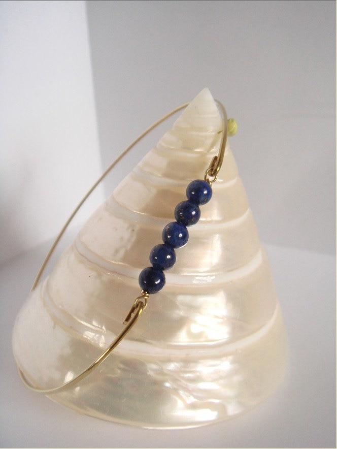 Natürlicher Lapislazuli Perlen Armreif - Gold Lapis Edelstein Armband Yoga Schmuck Hals Stirn Chakra Natürlicher Lapislazuli Perlen Armreif - Gold Lapis Edelstein Armband Yoga Schmuck Hals Stirn Chakra von Cecileis