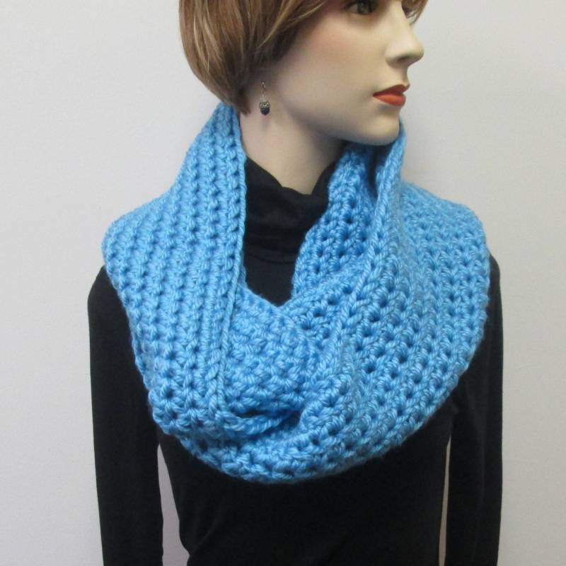 Gehäkelter Loop Schal Acryl Gehäkelt von CeciliaAnnDesigns