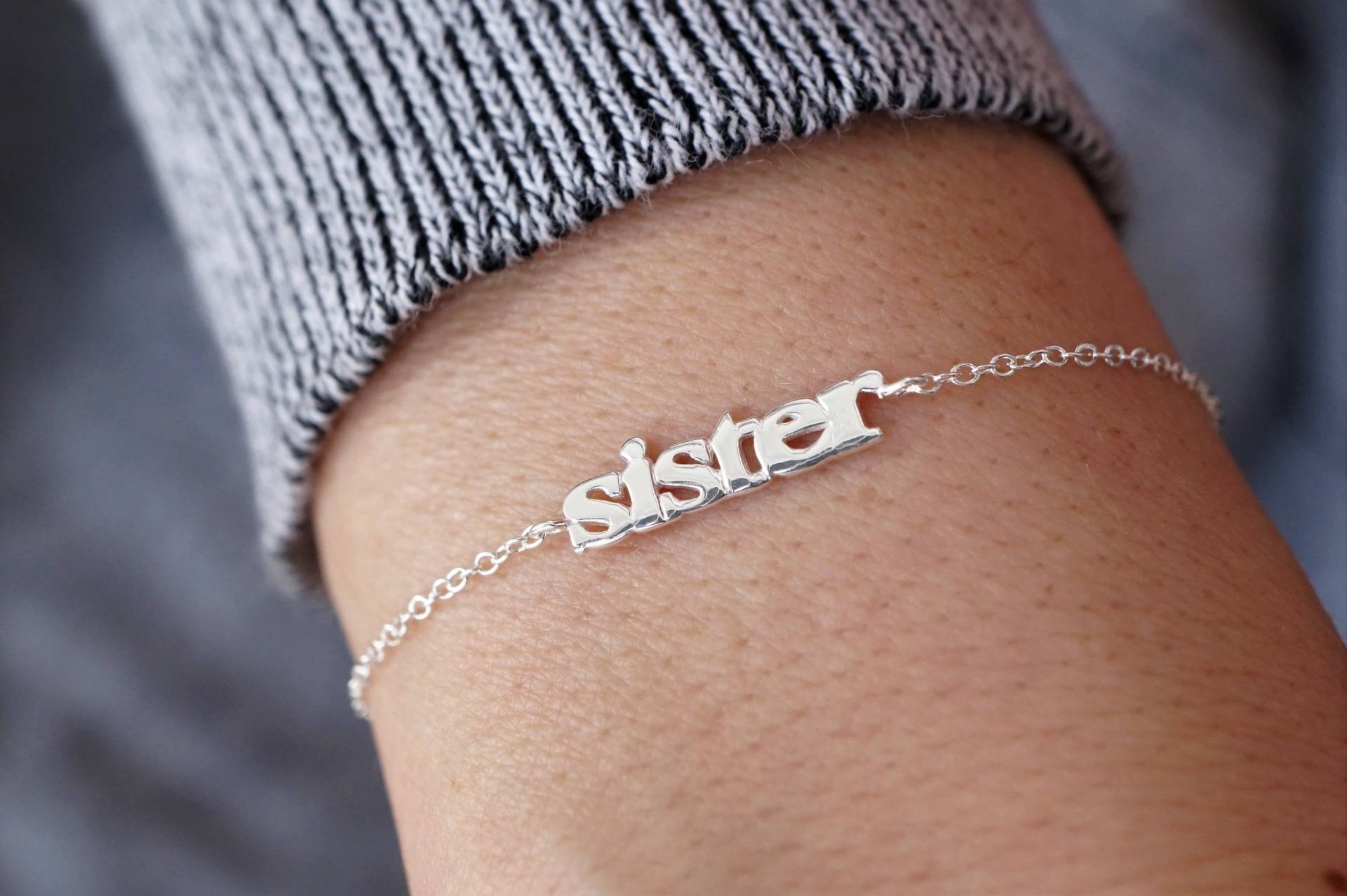 Schwester Sterling Silber Zarte Ketten Armband Geschenke Zierliches Erinnerung Weiblich Gestapeltes Armband von CecylDesign