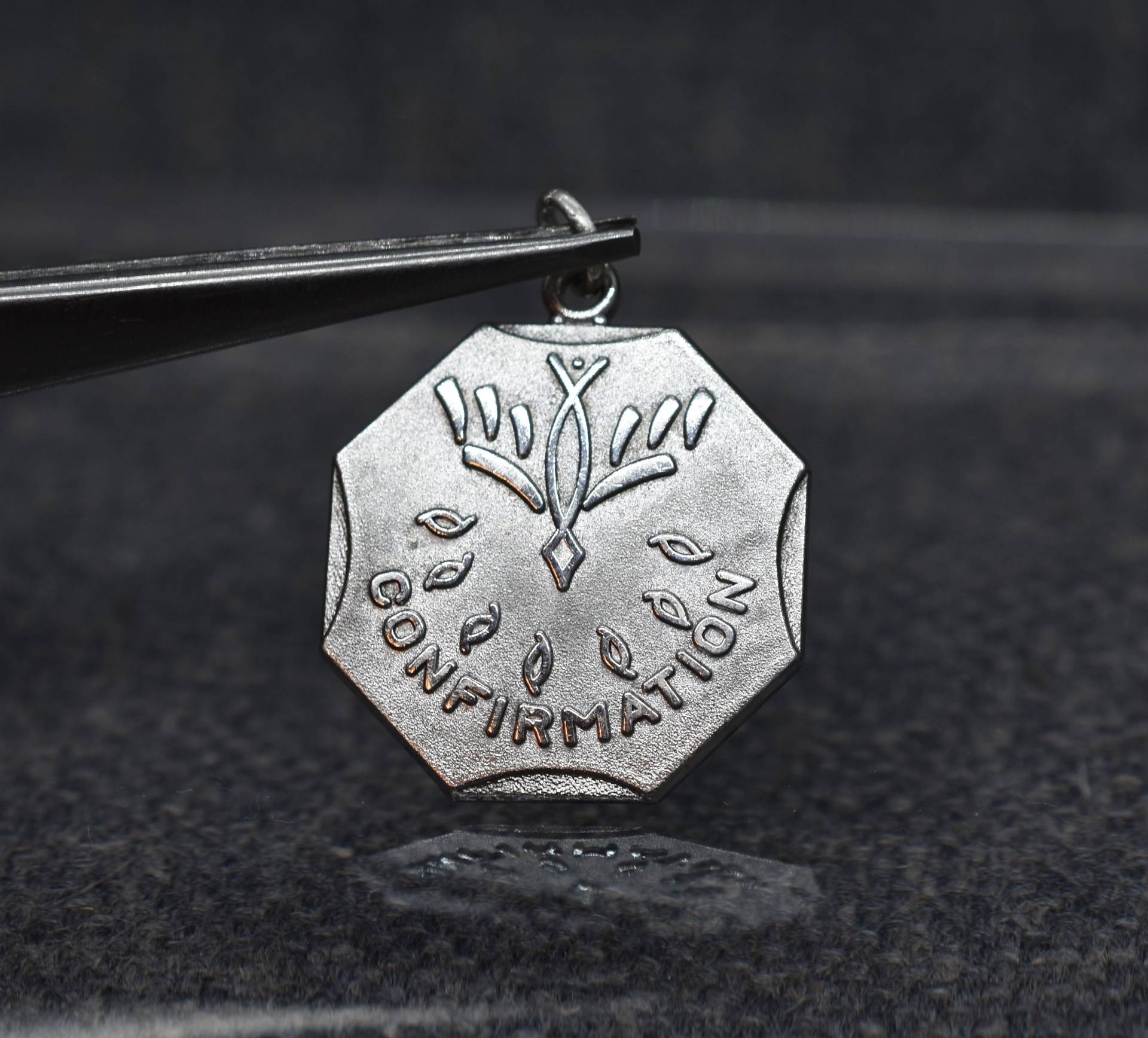 Vintage 925 Sterling Silber Bestätigung Religiösen Medaille/Anhänger Vintage 925 Sterling Silber Bestätigung Religiösen Medaille/Anhänger von CeeJaysJewelry