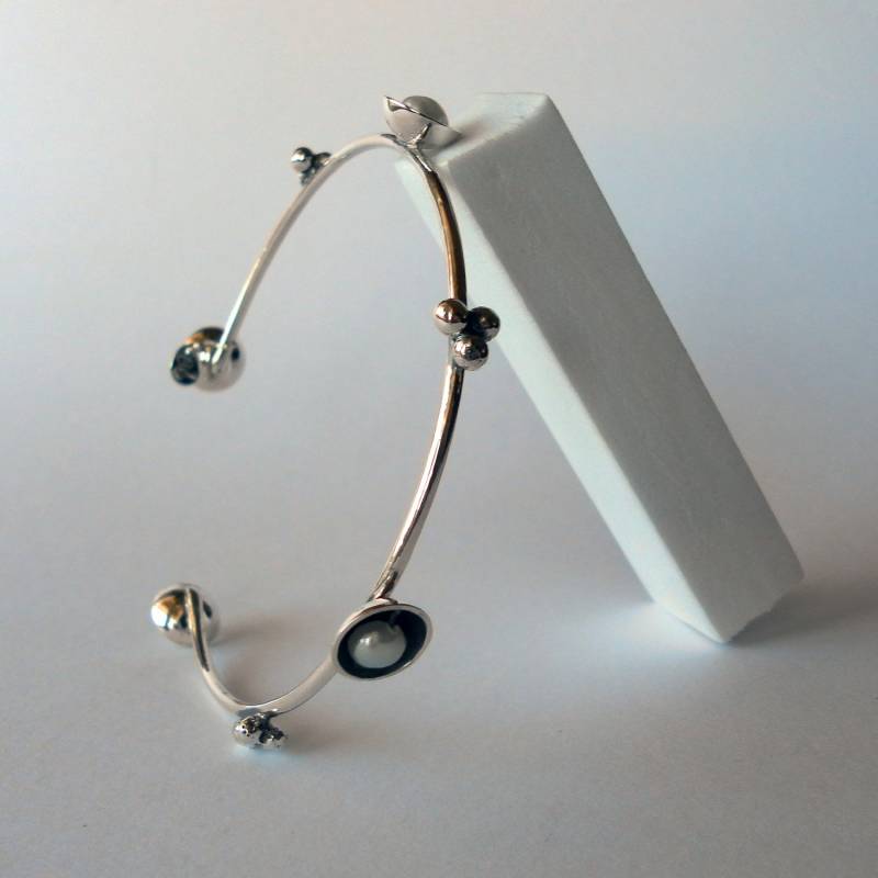 Handmade Sterling Silber Perlen Manschette Armband Eleganter Damen Schmuck von CelinaSousa