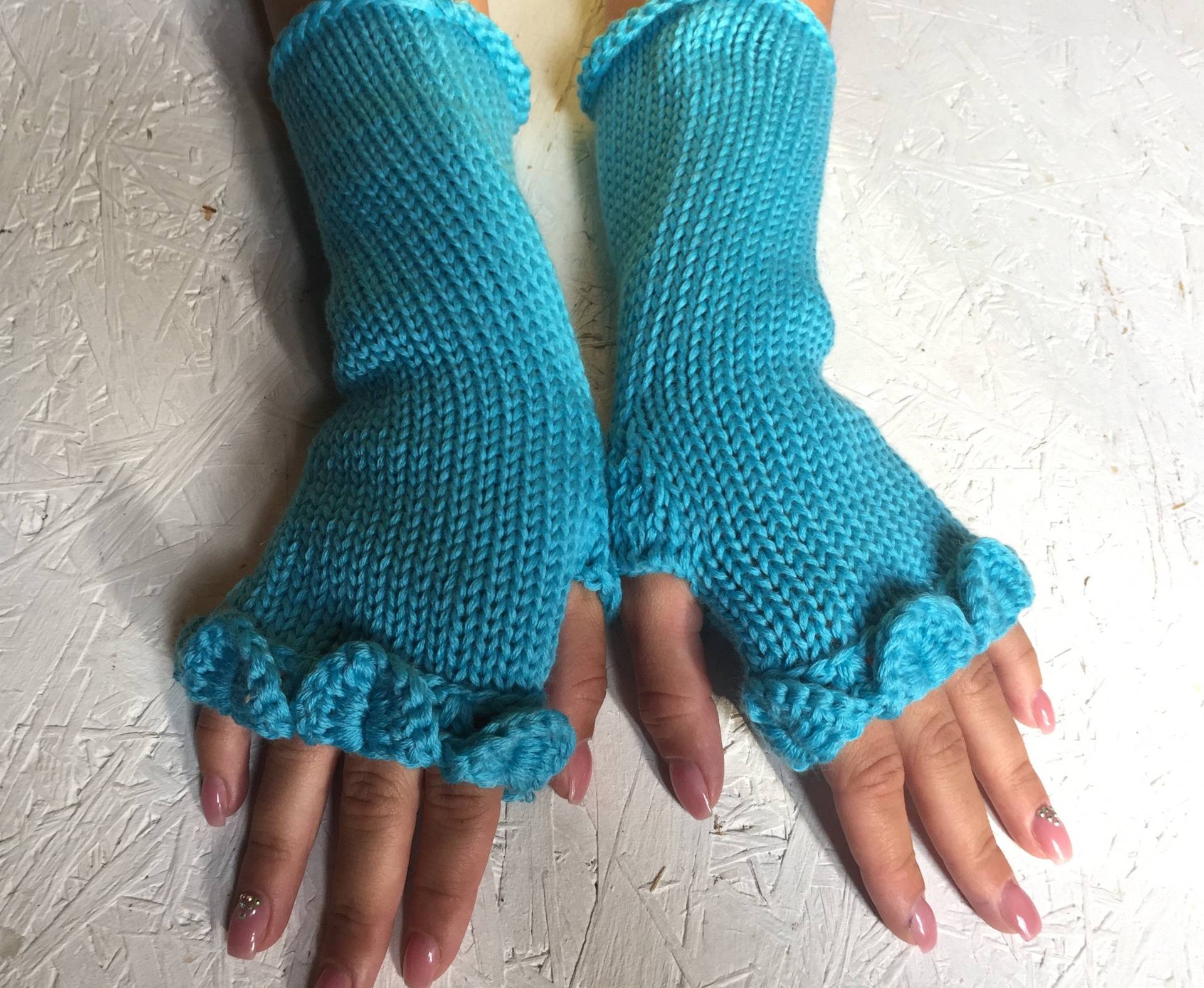 Blaue Fingerlose Handschuhe Damen Mitt Strick Armschoner Winter Geschenk Lang von Celinigifts