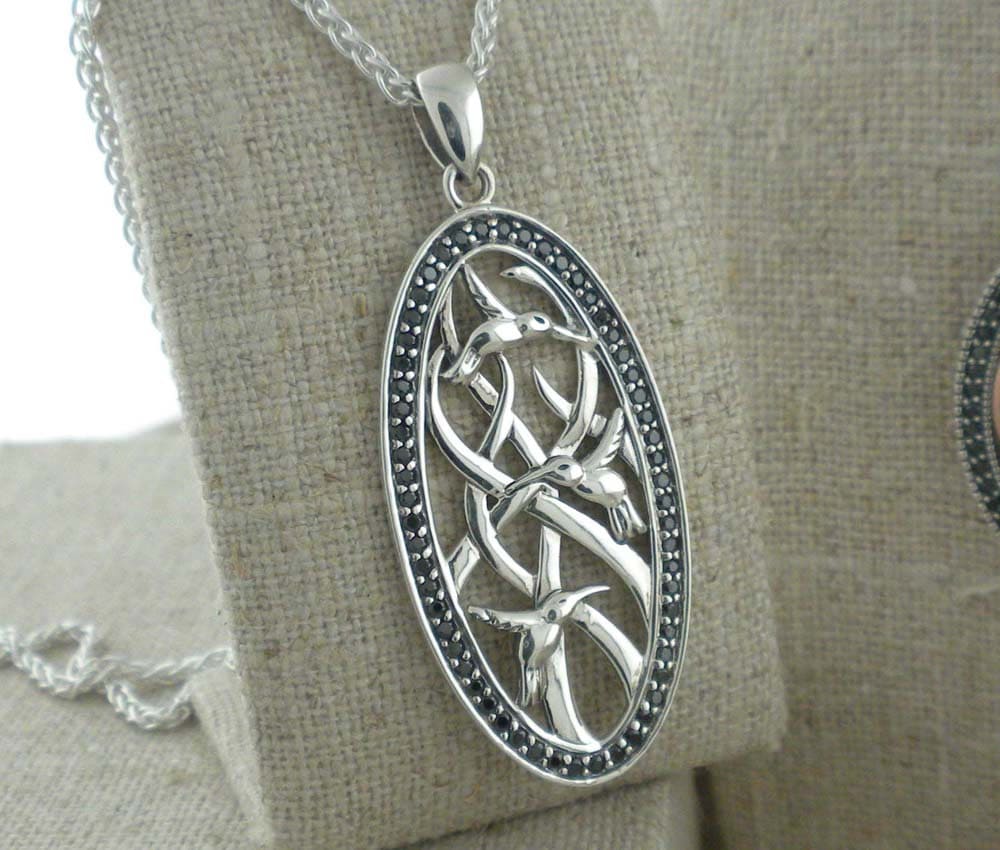 sterling Silber Kolibri Anhänger Mit Schwarzen Zirkonia Von Keith Jack Jewelry Geschenkbox Putztuch von CelticGirlJewelry