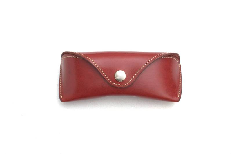 Elegante Echte Leder Brillenetui Hartschalenbox Für Frauen Geldbörse in Ihrem Täglichen Gebrauch Zu Tragen Rotes Vollnarbenrindsleder von Celyfos