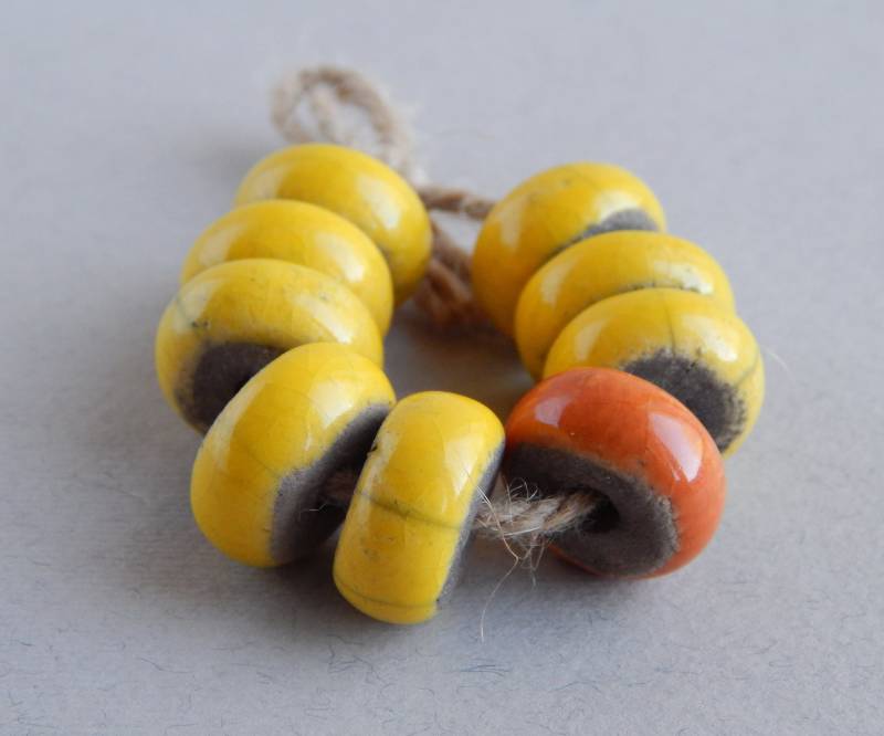 Ein Satz Von Keramikperlen, Ein Set Für Handarbeit, Armband Perlen, Eine Halskette, Perlen Raku, Handgefertigtes Ornament, Geschenk Sie von CeramicBeadsUA