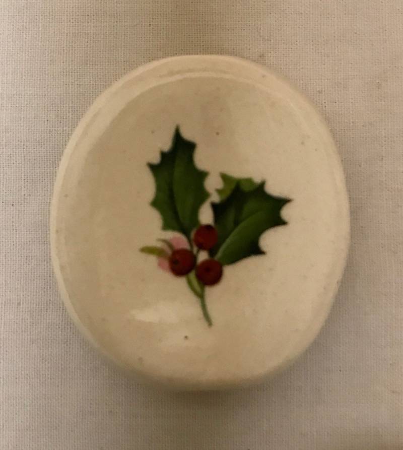 Bogart Keramik Rauchsteinhalter Weihnachten Holly Leaf Und Beeren Design Ungefilterter Zigarettenhalter von CeramicTwistedPipes
