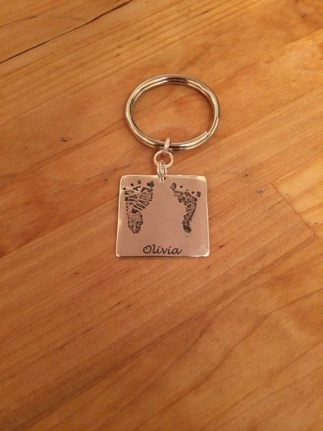 Individuelle Baby Drucke/Fingerabdrücke Schlüsselanhänger, Sterling Silber Individuelle Baby Drucke/Fingerabdrücke Schlüsselanhänger, Sterling Silber von CervelliDesigns