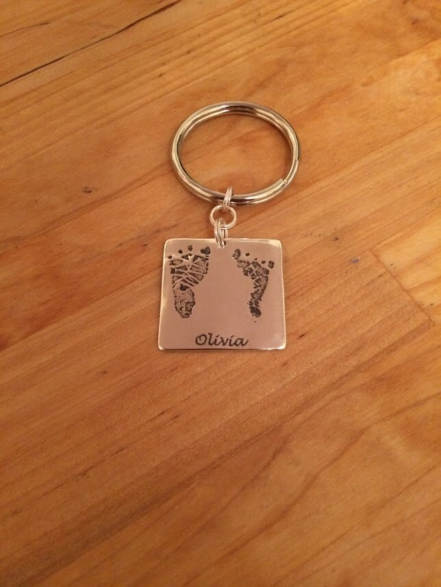 Individuelle Baby Drucke/Fingerabdrücke Schlüsselanhänger, Sterling Silber von CervelliDesigns