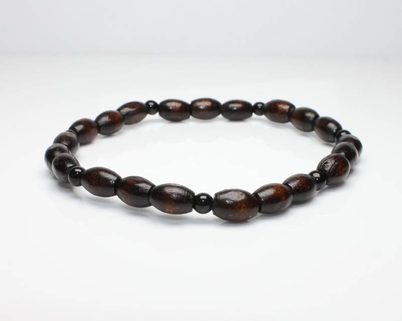 Armband Aus Onyx Und Holz von CestBelleByMimi