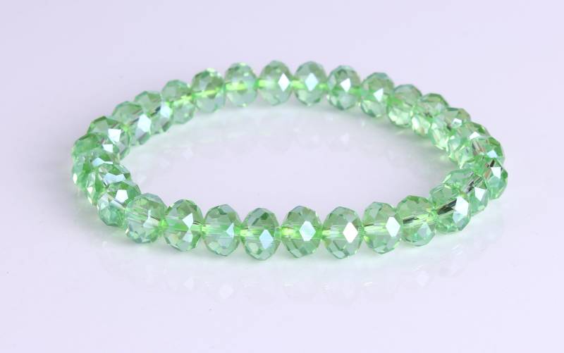 Hellgrünes Kristall Armband von CestBelleByMimi