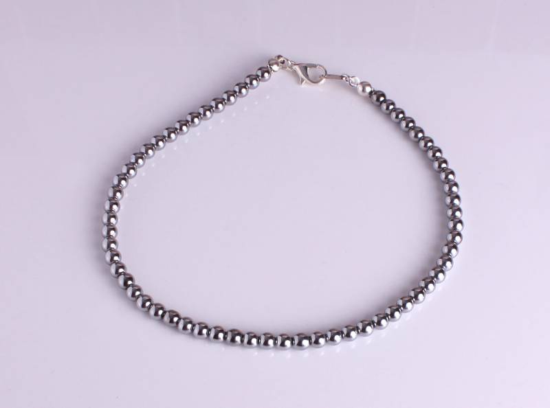 Silber Hämatit Fußkettchen Silber Hämatit Fußkettchen von CestBelleByMimi