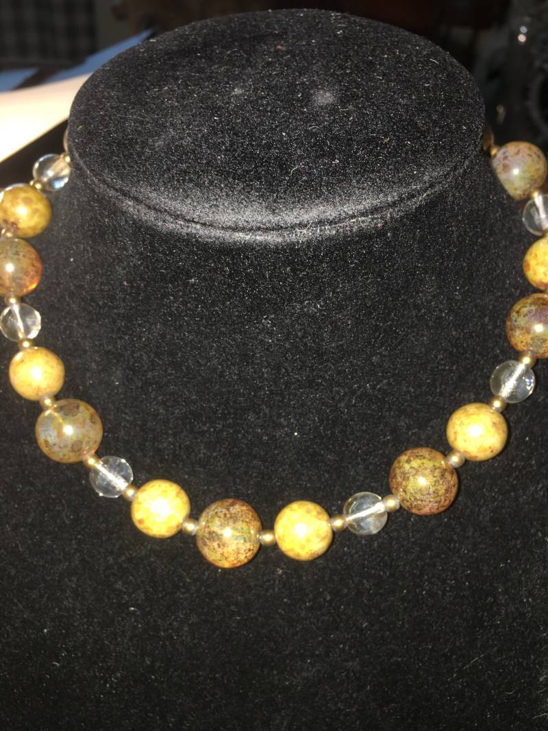 Vintage Shades Of Brown Perlenkette Vintage Shades Of Brown Perlenkette von ChaDavidVintage