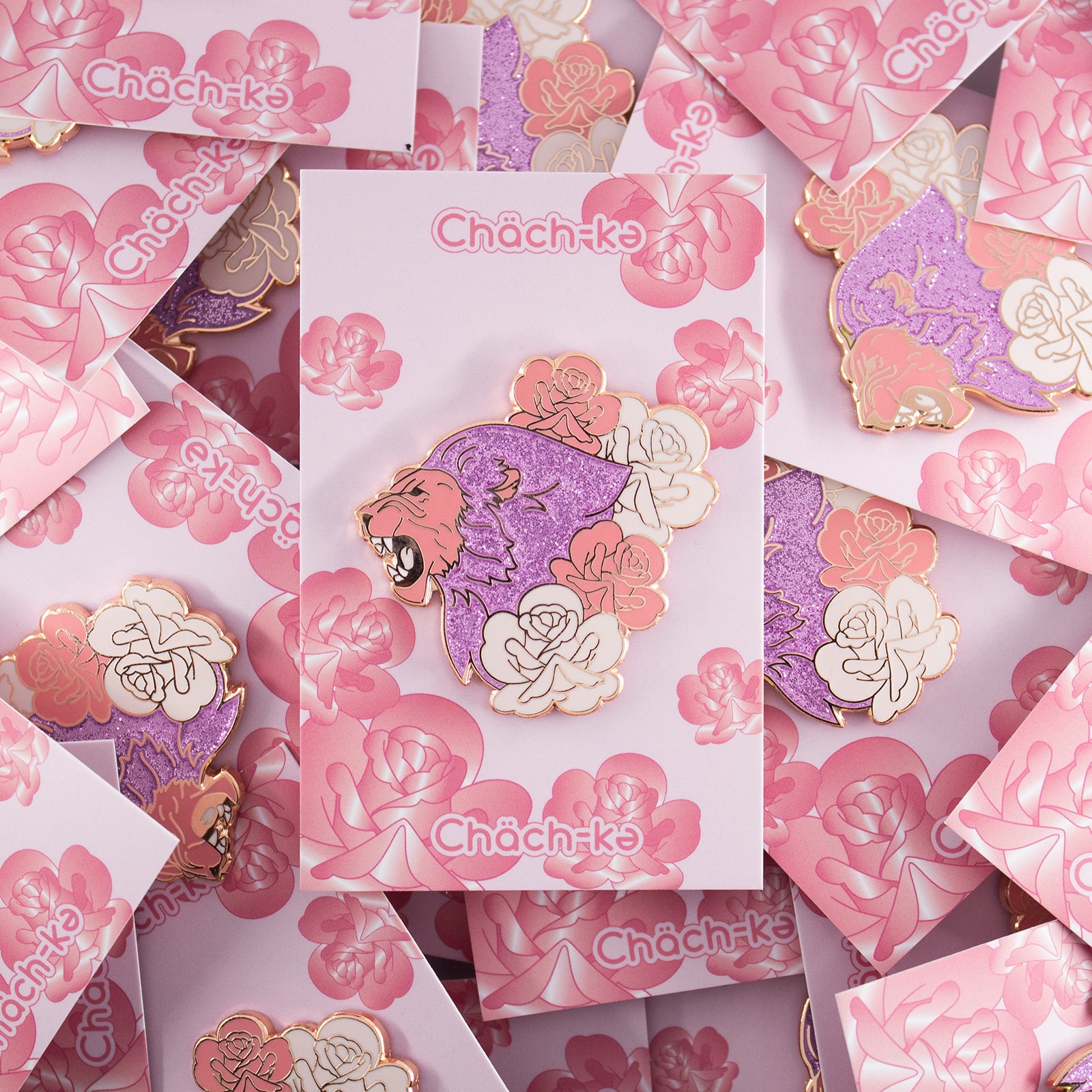 Löwe X Rosen Hard Enamel Pin Löwe X Rosen Hard Enamel Pin von ChachkeStore