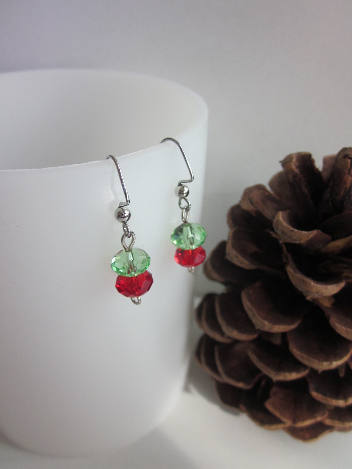 Rote Und Grüne Kristall Ohrringe-/ Weihnachts Ohrringe/Urlaub Schmuck Stilvolle Geschenk Damen von ChaidezBoutique