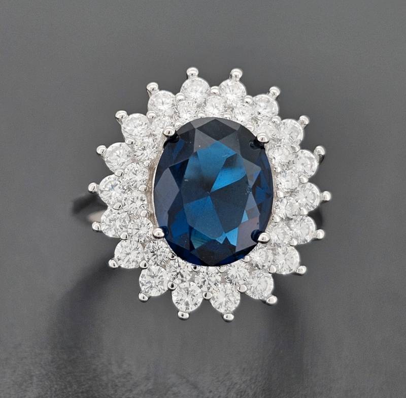 sterling Silber Cz Ring Damen 18 X 17 Mm Oval Sapphire Zirkonia Halo Cluster Kleid Geschenkbox von ChainReactionUK