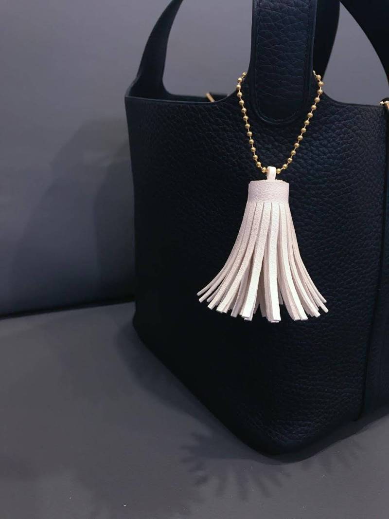 Süße Tasche Geldbörse Schlüsselanhänger Leder Kette Charme Weiß Quaste von ChainYourBag