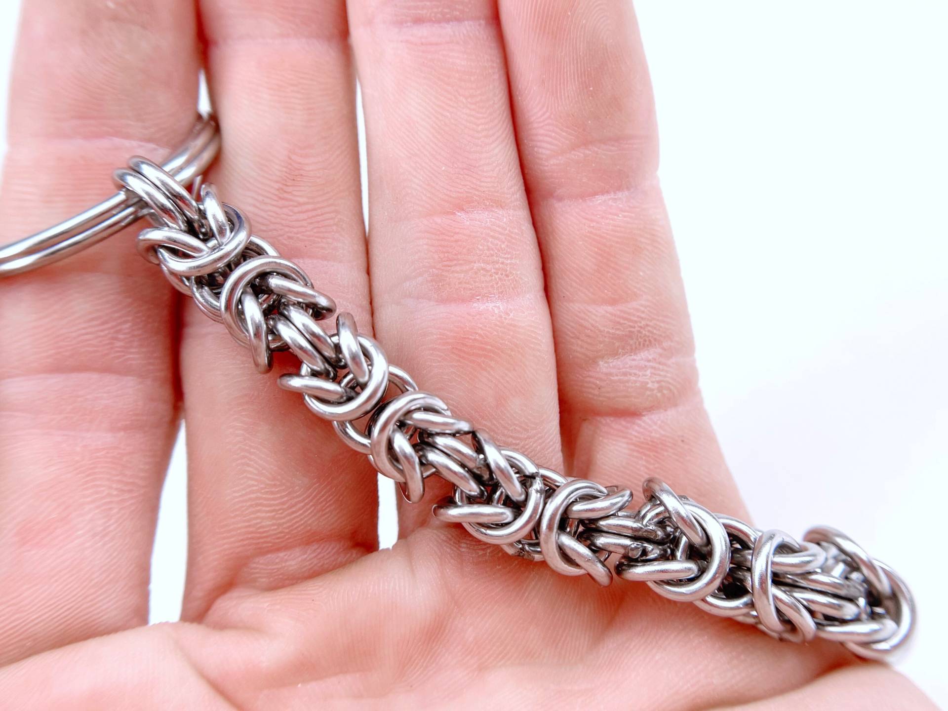 Chainmaille Schlüsselanhänger - Geschweißte Gliederkette Chainmaille Schlüsselanhänger - Geschweißte Gliederkette von ChainmailleByBim
