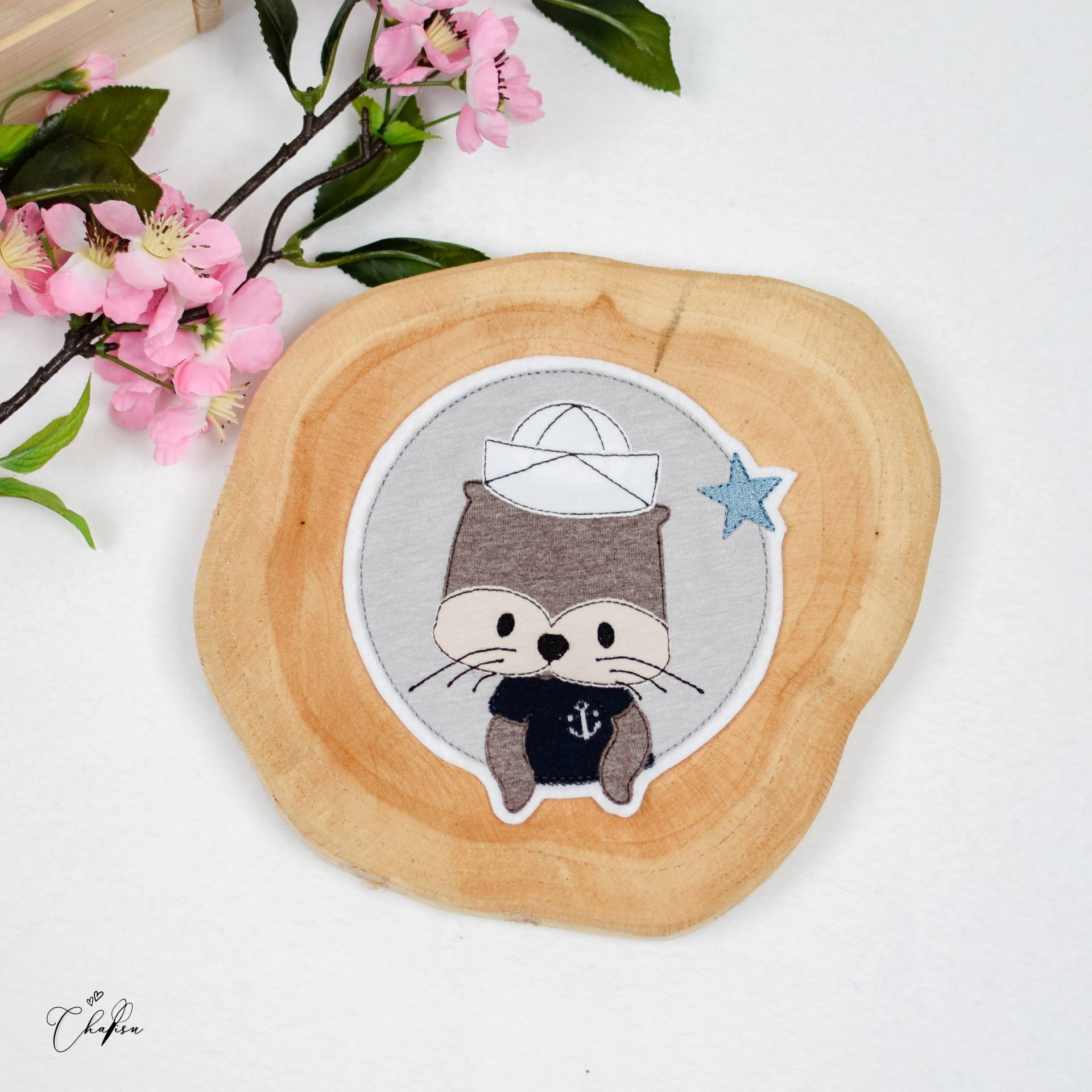 Aufnäher Patch Otter Button Applikation Junge Mädchen Stickdatei Zum Aufnähen Kleidung Accessoires Aufnäher Patch Otter Button Applikation Junge Mädchen Stickdatei Zum Aufnähen Kleidung Accessoires von Chalisu