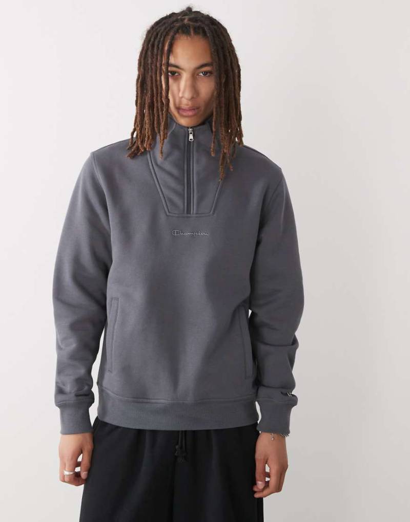 Champion - Sweatshirt in Grau mit Halbreißverschluss von Champion