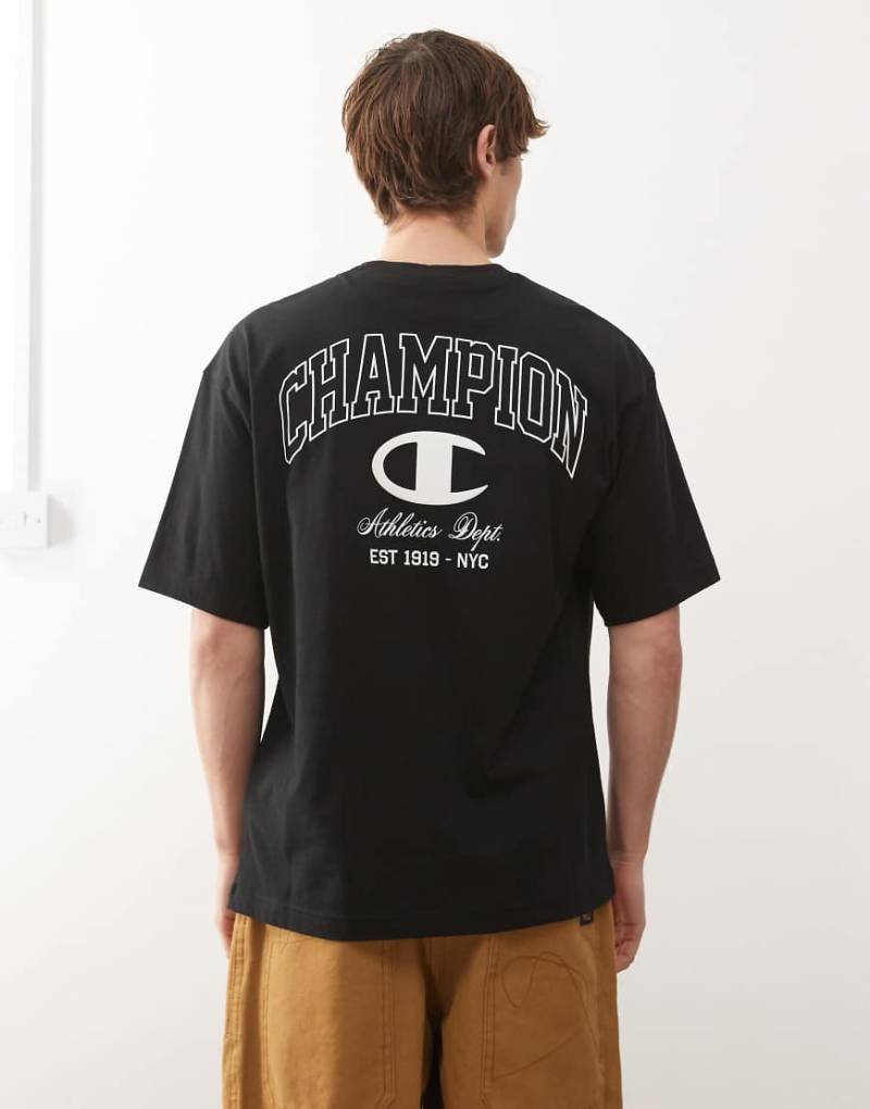 Champion - T-Shape - T-Shirt in Schwarz von Champion