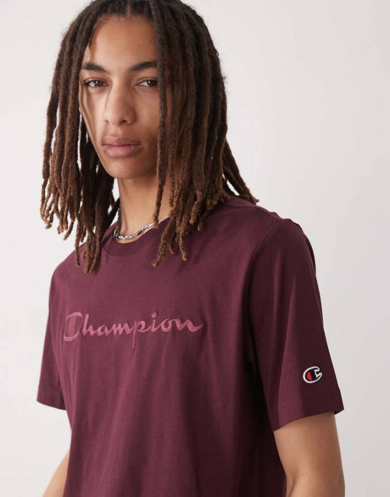 Champion - T-Shirt in Burgunderrot von Champion