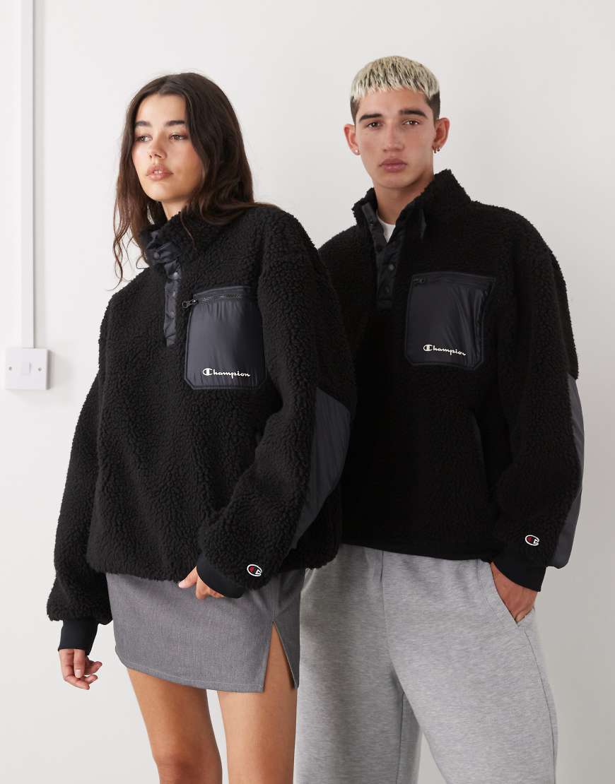 Champion - Unisex-Fleece-Sweatshirt in Schwarz mit kurzer Druckknopfleiste von Champion