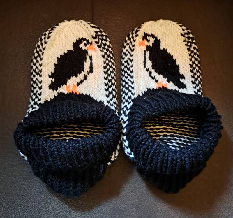 100% Wolle Gestrickte Puffin Hausschuhe. Größe Kleine Erwachsene 5-6 100% Wolle Gestrickte Puffin Hausschuhe. Größe Kleine Erwachsene 5-6 von ChampionKnitting