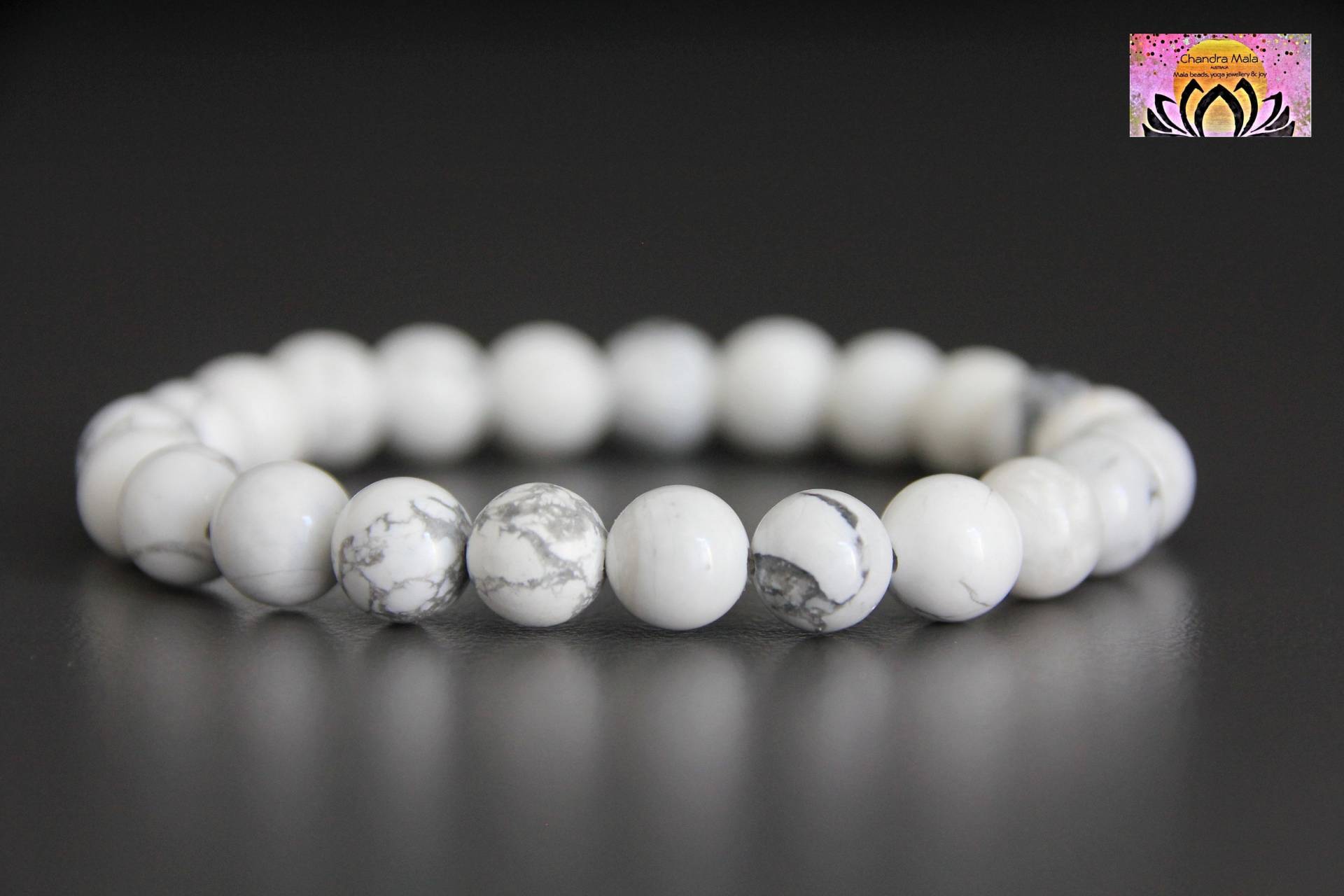 Howlite Armband | Ruhe/Beruhigung/Schlaflosigkeit/Angst Handgelenk Mala Natürlicher Edelstein Boho Minimalist Heilendes 8mm Howlite Armband | Ruhe/Beruhigung/Schlaflosigkeit/Angst Handgelenk Mala Natürlicher Edelstein Boho Minimalist Heilendes 8mm von ChandraMalaJewellery