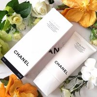Chanel - Le Blanc Intense Brightening Foam Cleanser 150ml von Chanel
