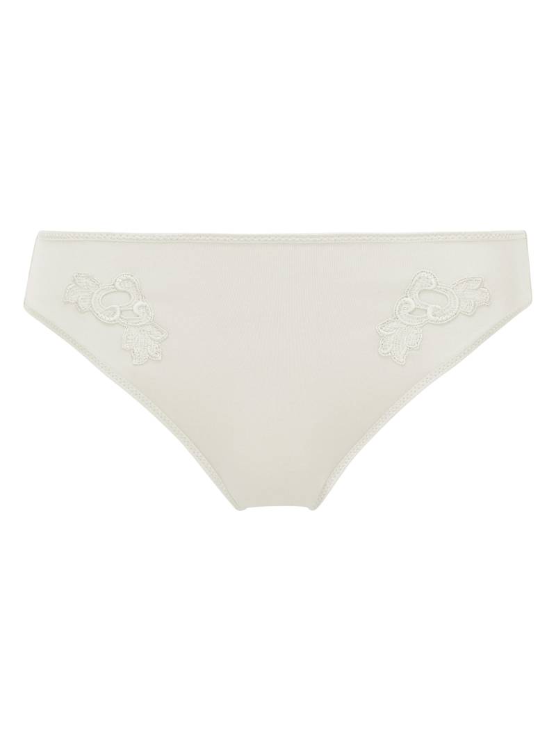 Chantelle Lingerie - Hedona Slip elfenbein - Gr. - 44 von Chantelle Lingerie