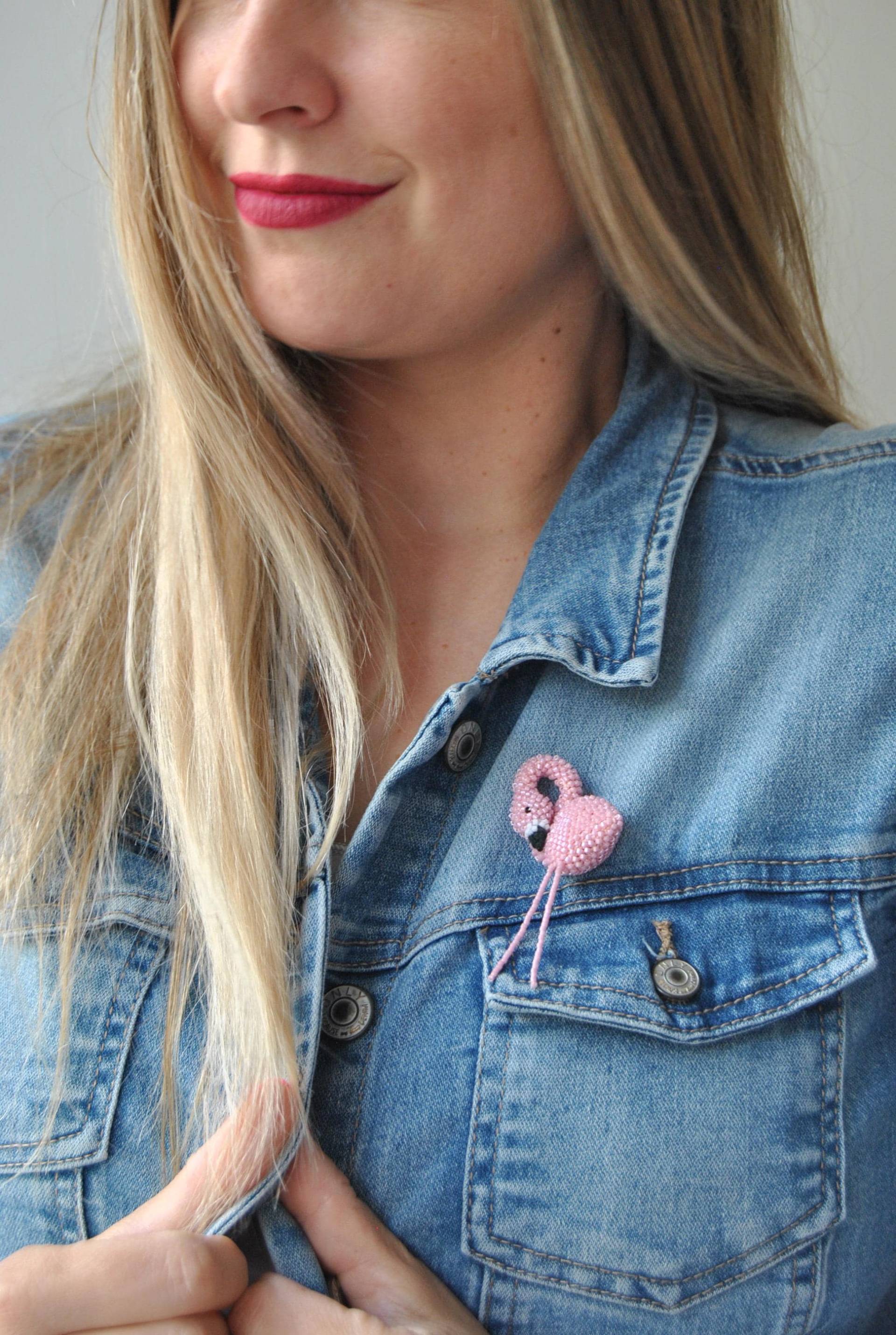 Hand Gehäkelte Flamingo Brosche von Chantijewelry