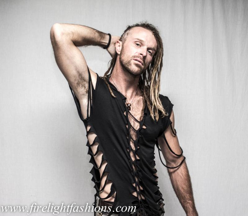 Das Shred-Shirt | Prima Zerfetztes Top Festivals Strand Mode Tshirt Halloween-Kostüm Rave Zubehör Doof Lgbtq Stolz Wäsche Das Shred-Shirt | Prima Zerfetztes Top Festivals Strand Mode Tshirt Halloween-Kostüm Rave Zubehör Doof Lgbtq Stolz Wäsche von ChaosKittyCompany