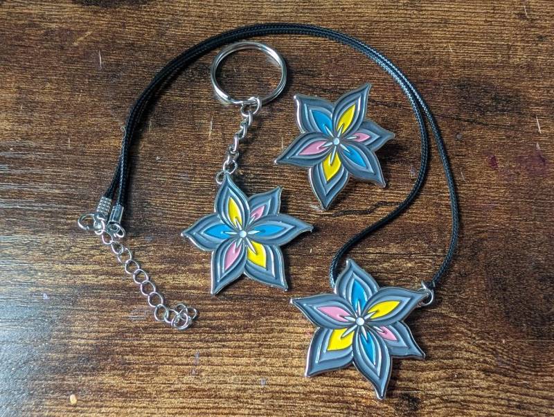 Demiflüssigkeit Pride Lily Soft Enamel Pin/Halskette Schlüsselanhänger Aufnäher von ChaosLilyCreations